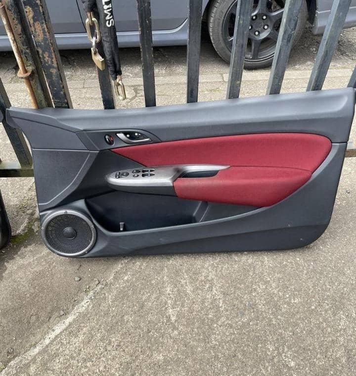 Mercedes-Benz GLC X253 / C253 – OEM AMG Red & Black Front Door Cards - view 3