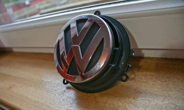 rear badge mk5 golf - view 1