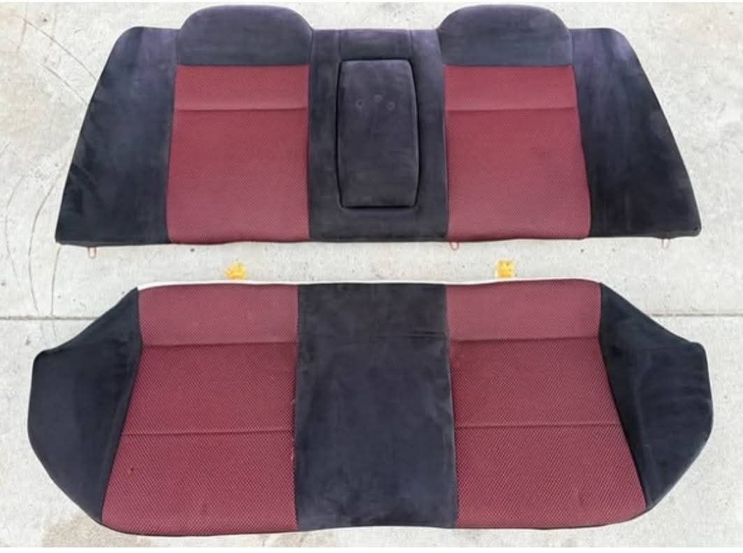 Mitsubishi Lancer Evolution VI seats - view 3