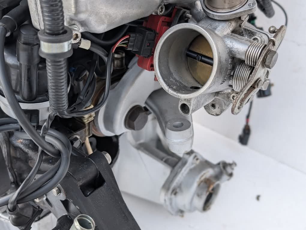 AUTHENTIC COSWORTH RS 500 ENGINE – NEW PERIOD - view 7