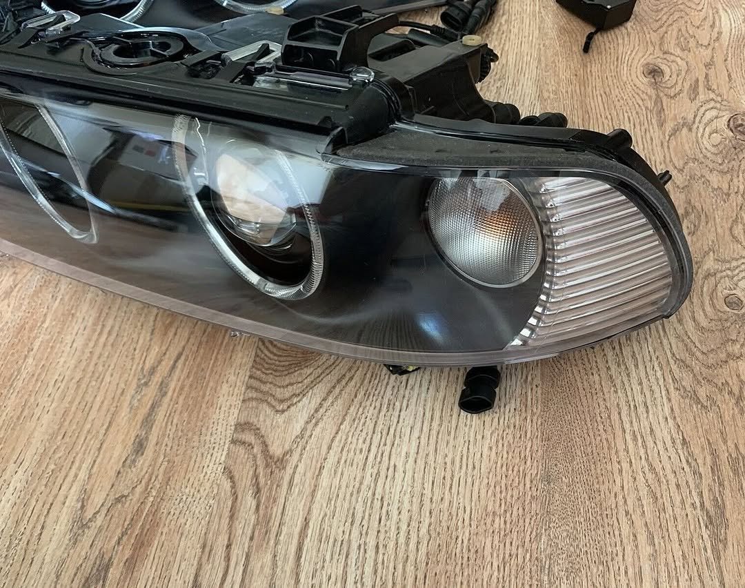 BMW E39 M5 front headlights – Bi-LED - view 3
