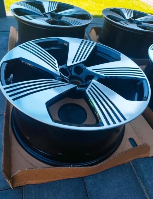 Audi rims - view 4