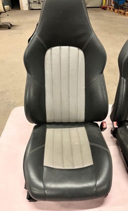 SLK AMG seats - view 1