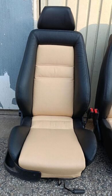 Vw Golf 4 seats - view 3