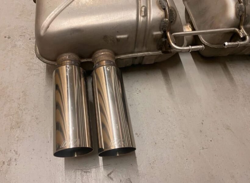 Exhausts M e92/93 - view 3