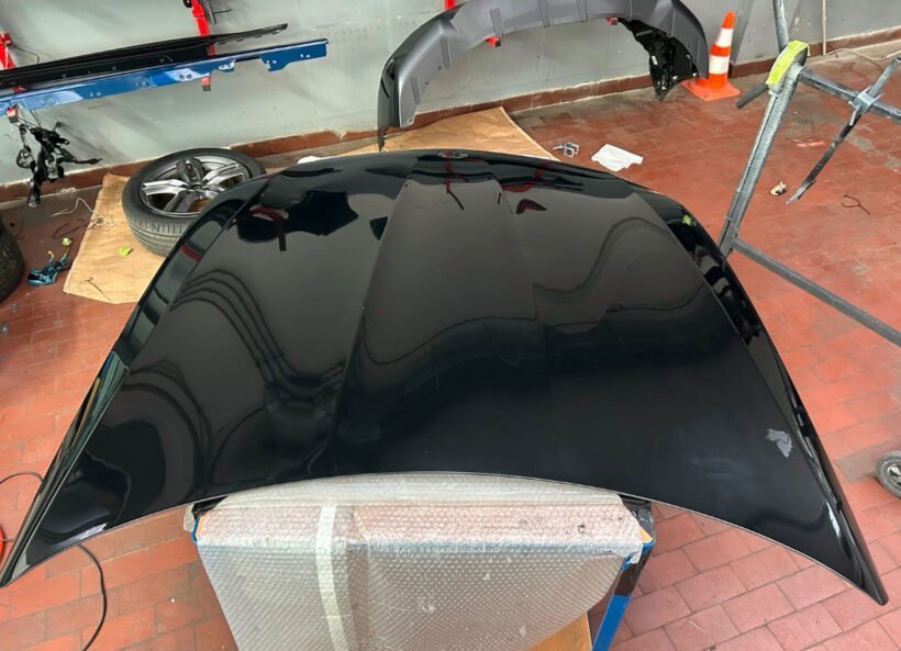 e90 hood - view 1