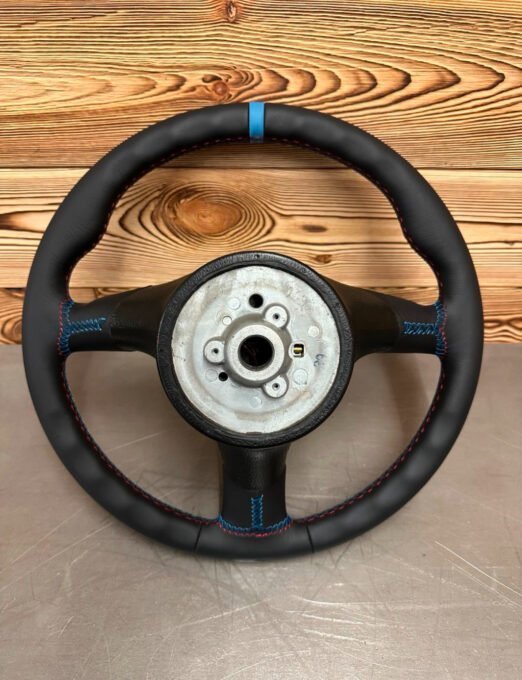 BMW e34 steering wheel - view 3