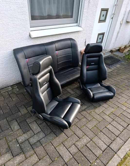 BMW e21 interior - view 1