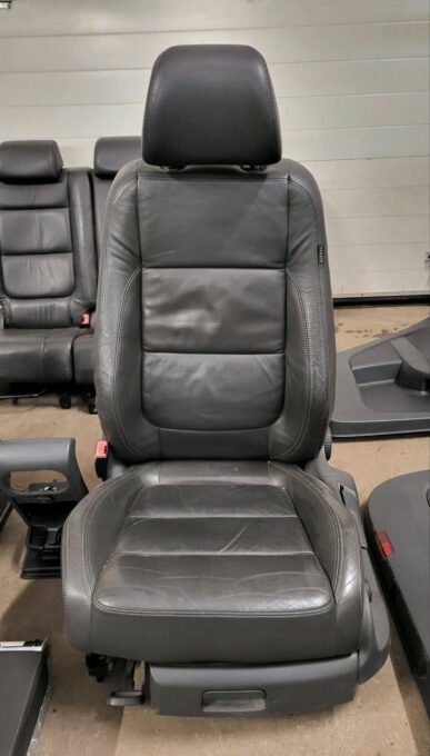 GOLF 5 interior - view 1