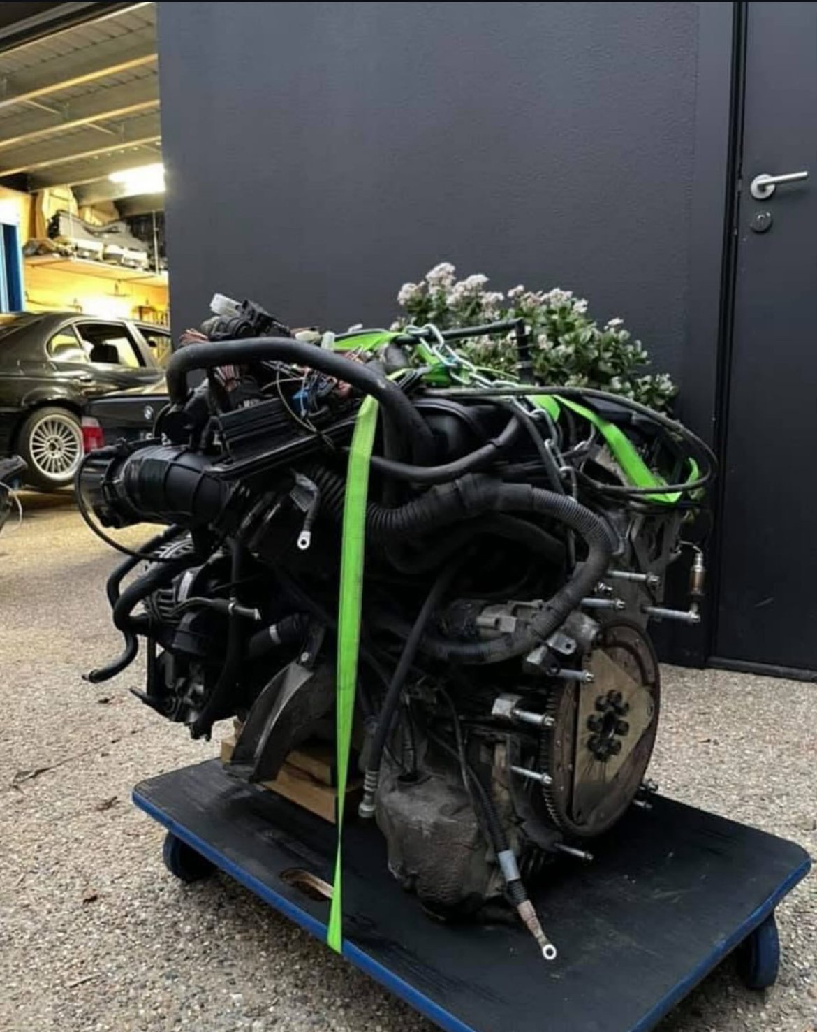 BMW M54B30 – Complete Engine With ECU Included - view 2