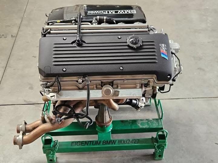 BMW E46 M3 CSL engine – S54B32 - view 12
