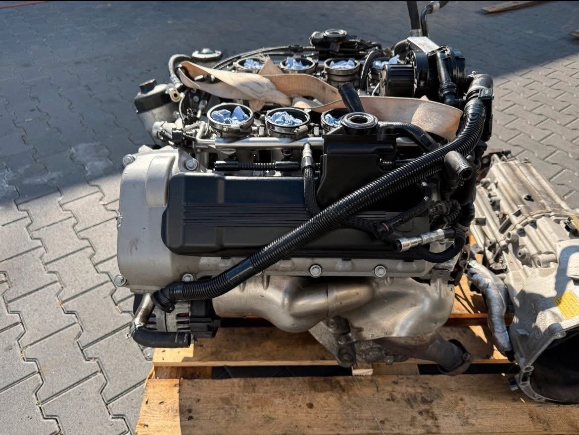 Complete engine BMW M3 S65B40A – E90, E92, E93 - view 4