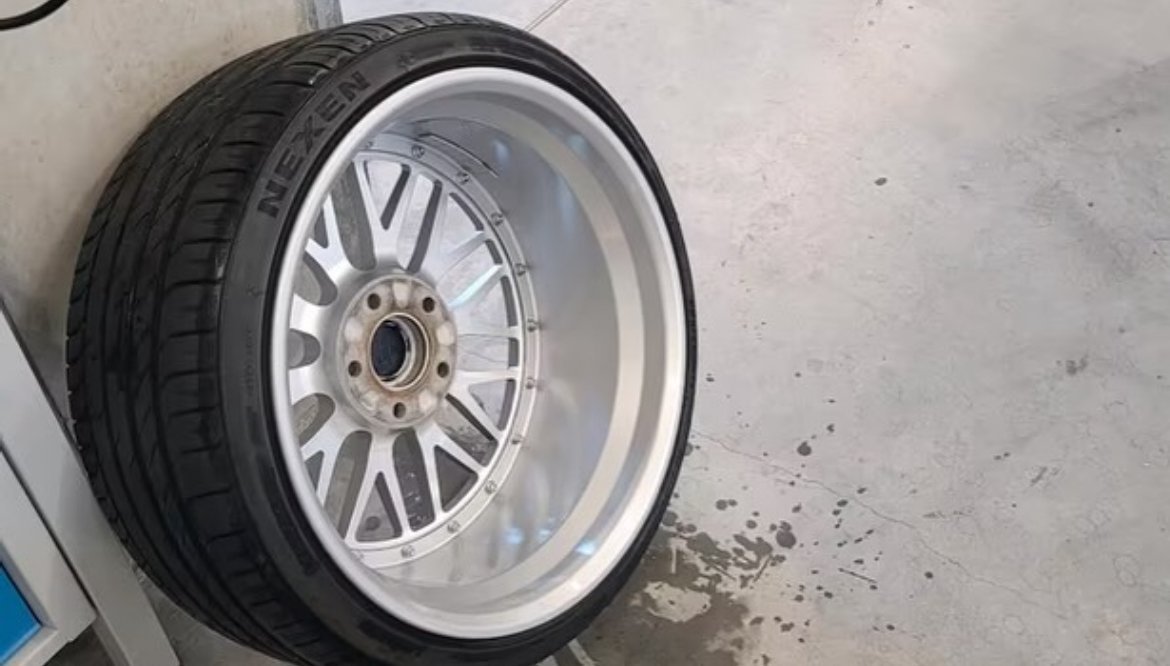 BMW Original BBS LeMans Rims - view 4