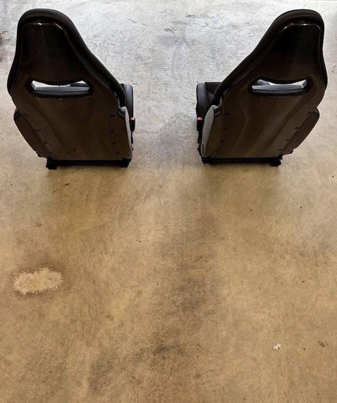 Alfa Romeo carbon seats - view 7