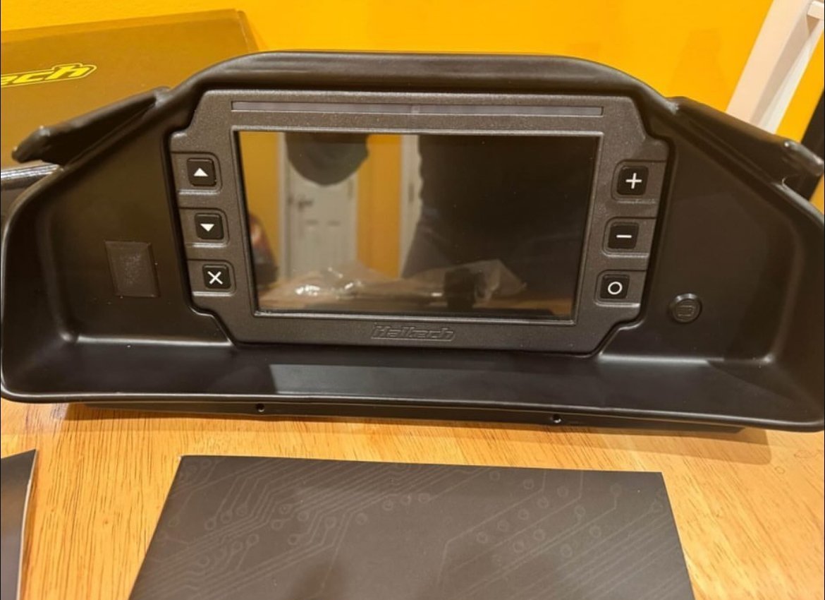 Haltech IC7 Dash – Dashboard Support for BMW E30 - view 1