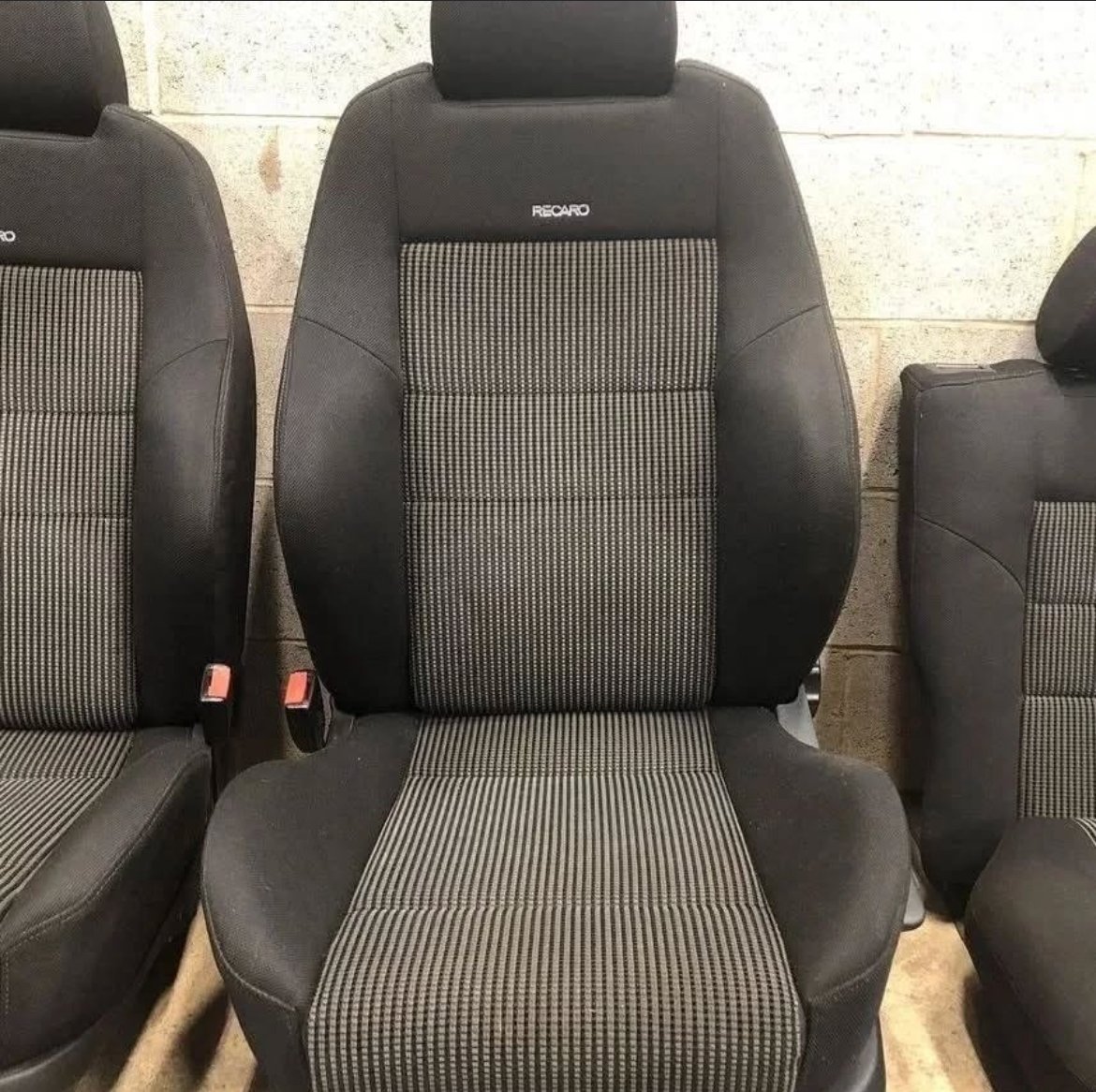 OEM Recaro Mk4 Seats for Jetta/Golf - view 3