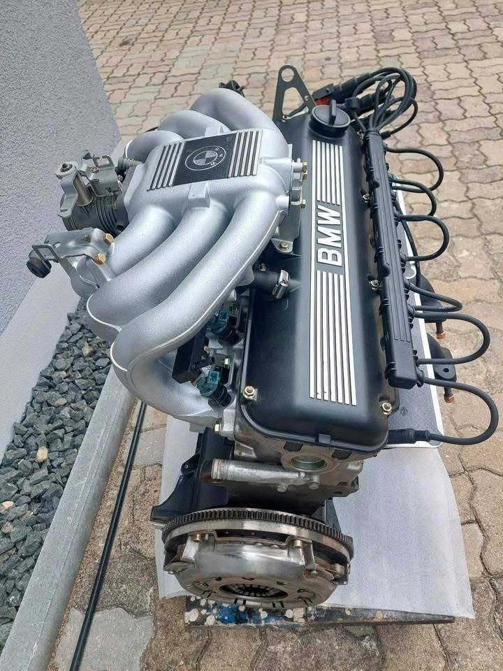 BMW E30 320i/325i Engines for sale
