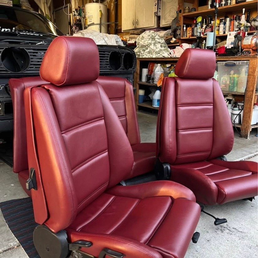 Complete BMW E30 Seat Set - view 4