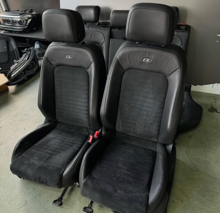 Passat B8 interior - view 3