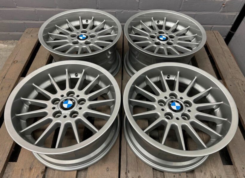 Original BMW Styling 32 rims - view 1