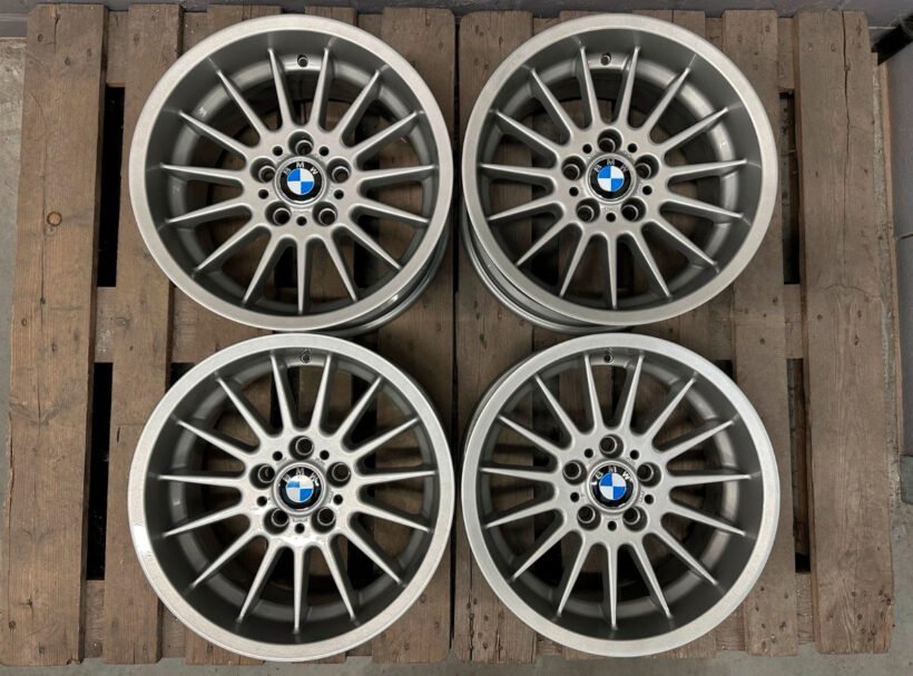 Original BMW Styling 32 rims - view 3