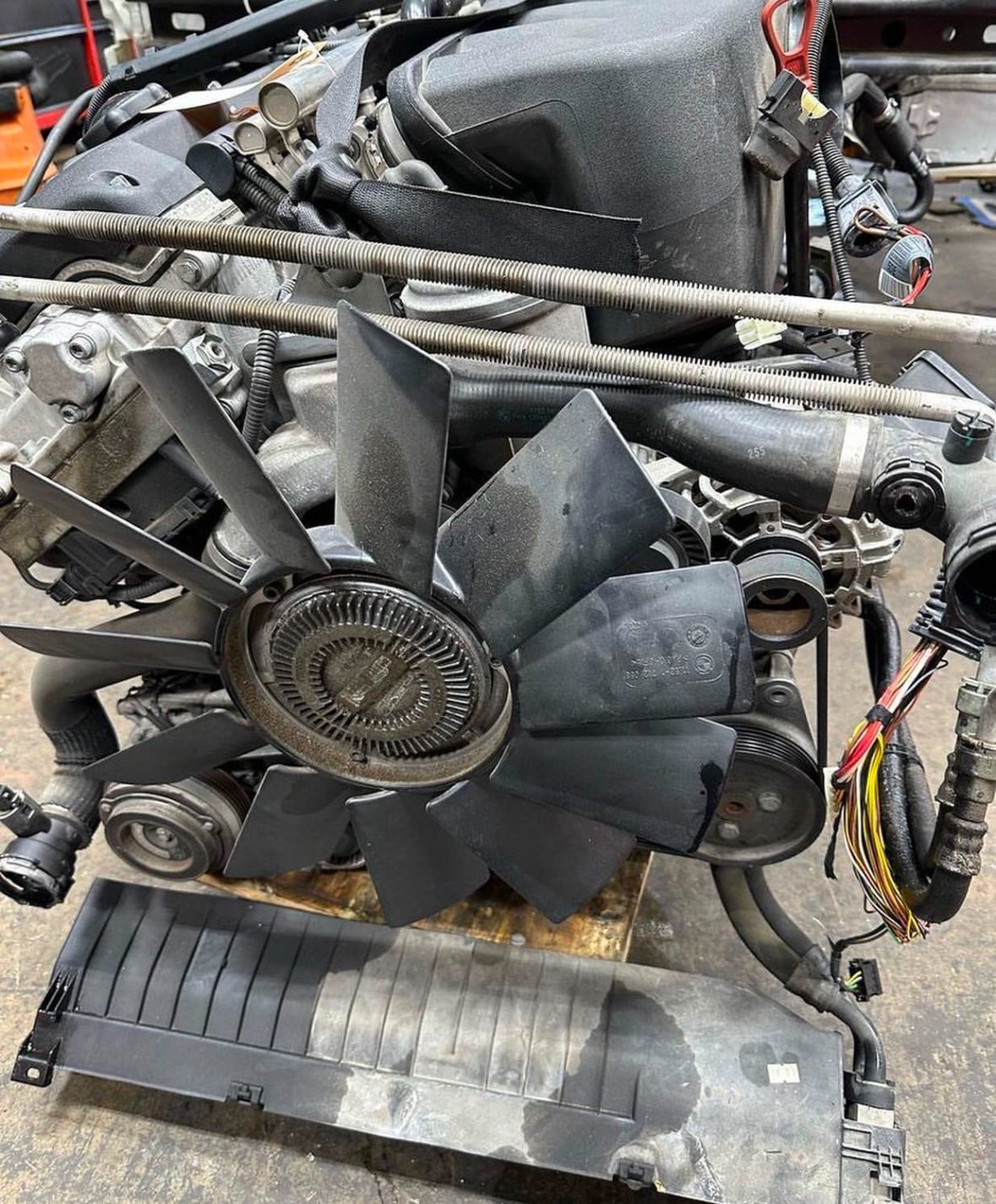 BMW e46 M3 engine - view 3