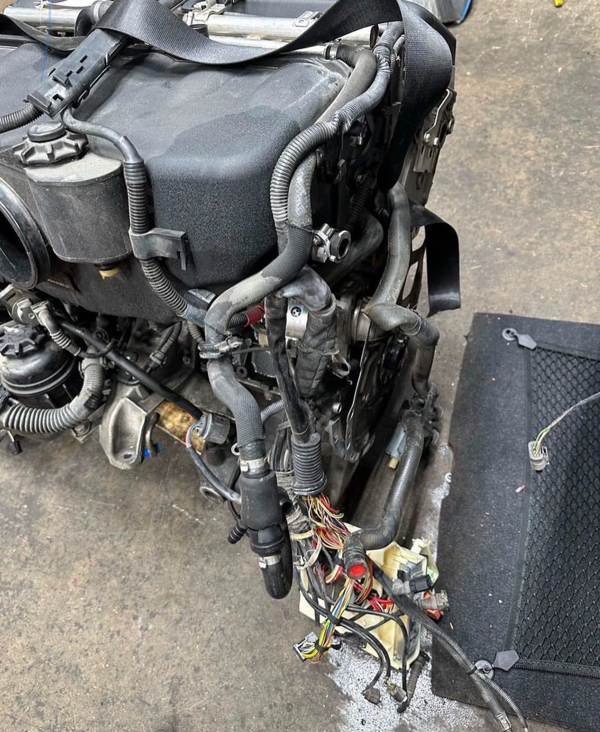 BMW e46 M3 engine - view 5