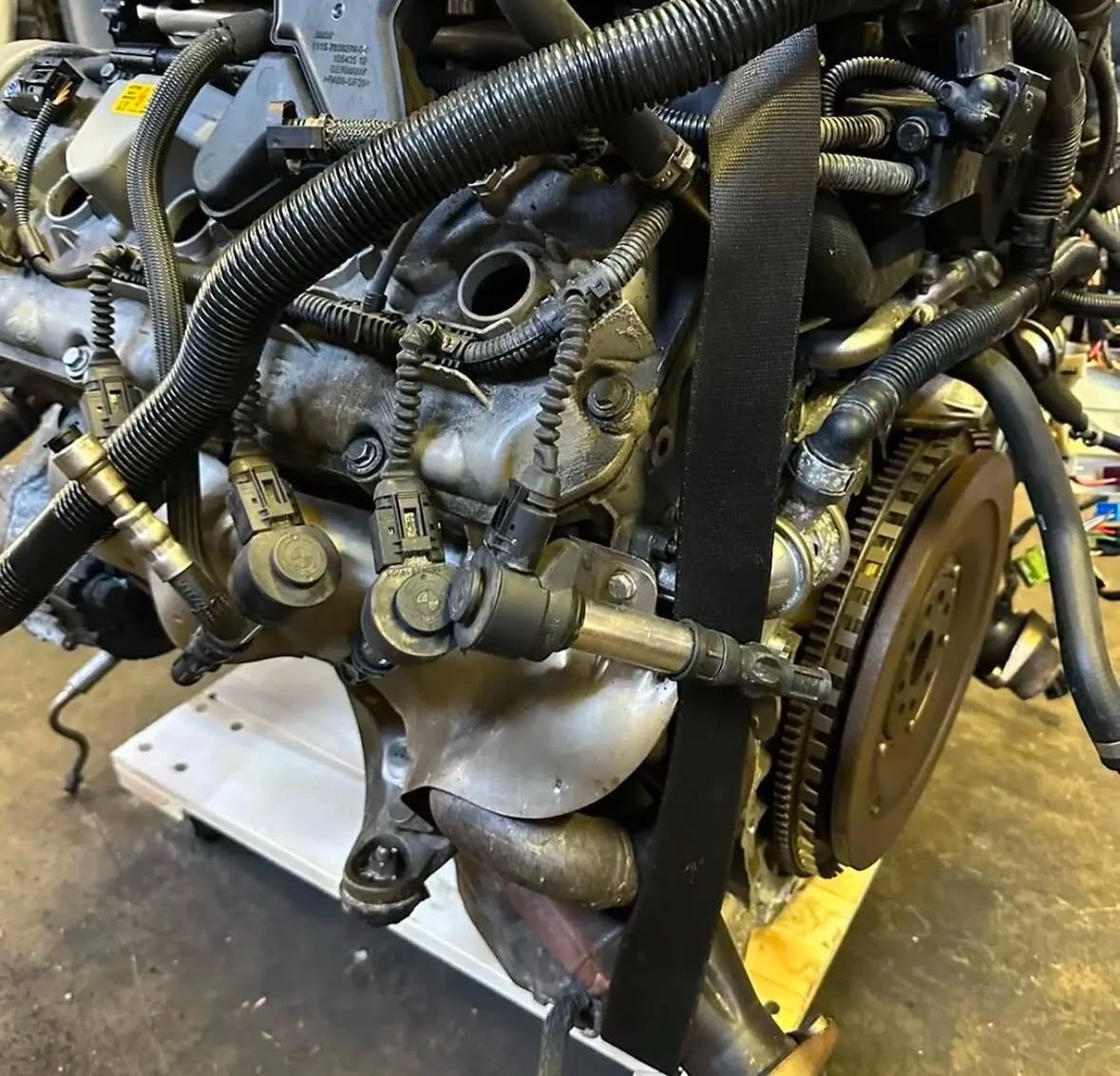 Engine E90 E92 E93 2009 - view 5