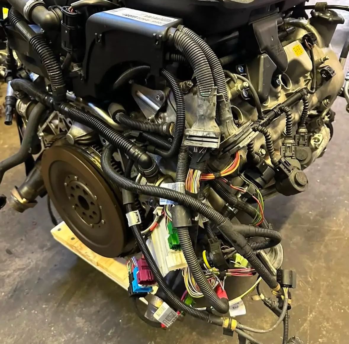 Engine E90 E92 E93 2009 - view 4