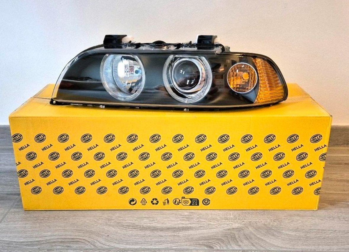Original BMW E39 xenon - view 2