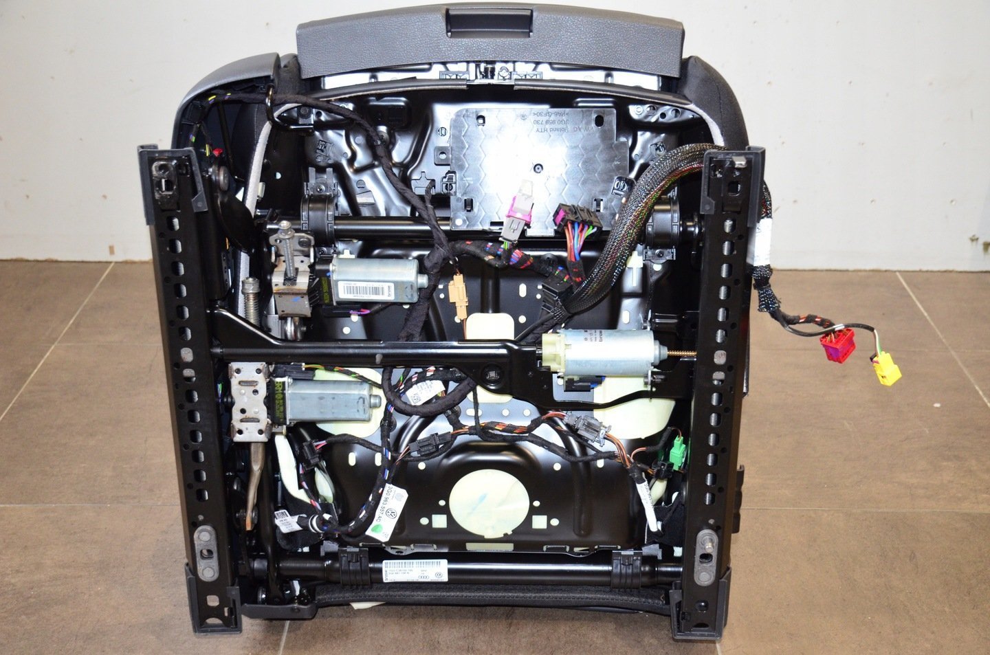 Interior VW PASSAT B8 LIFT R-LINE 2018 NEW CARBON BLACK LEATHER - view 15