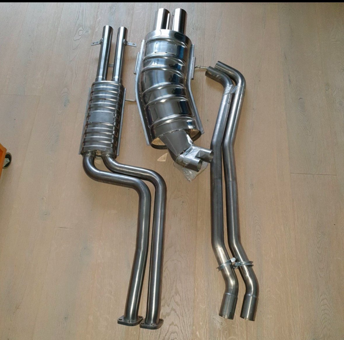 complete Eisenmann system of cat. for BMW E46 320i to 330I.