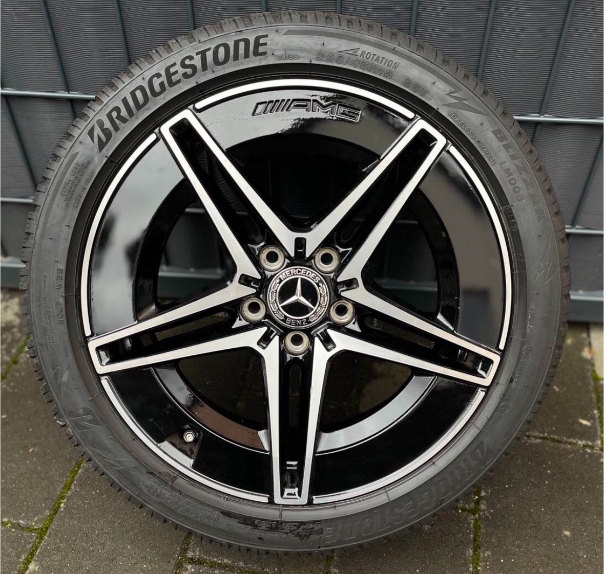 Mercedes 18 inch winter wheel set - view 3