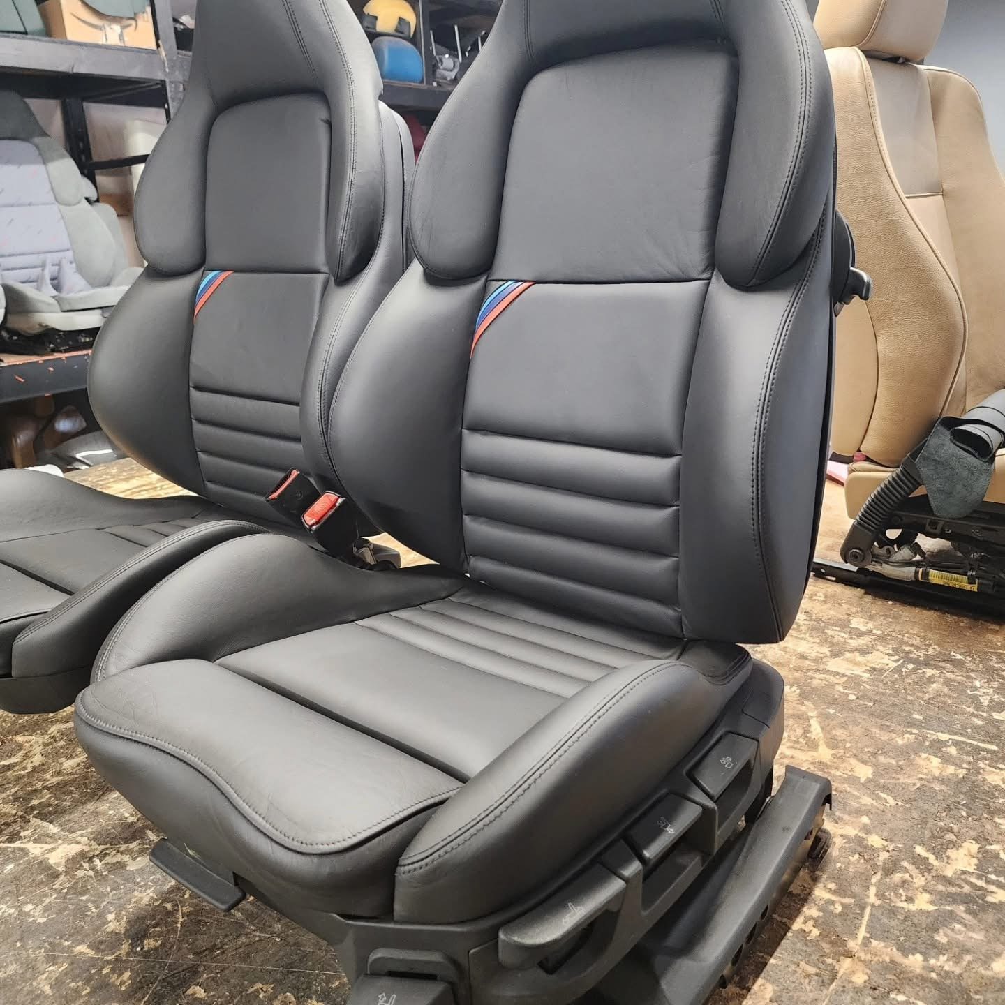 Original BMW e36 M3 vanders interior - view 4