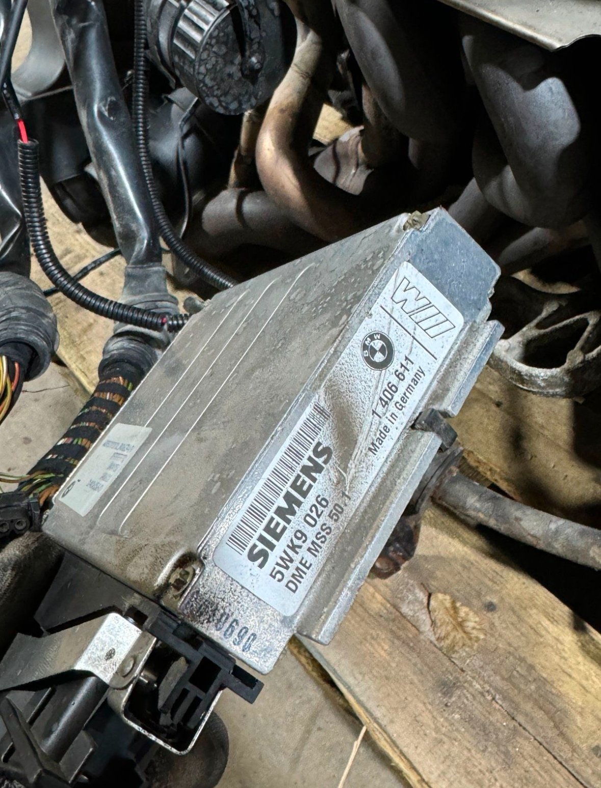 BMW S50B32 engine - view 3