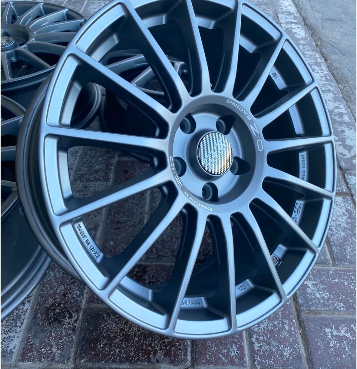 OZ Superturismo LM wheels - view 7