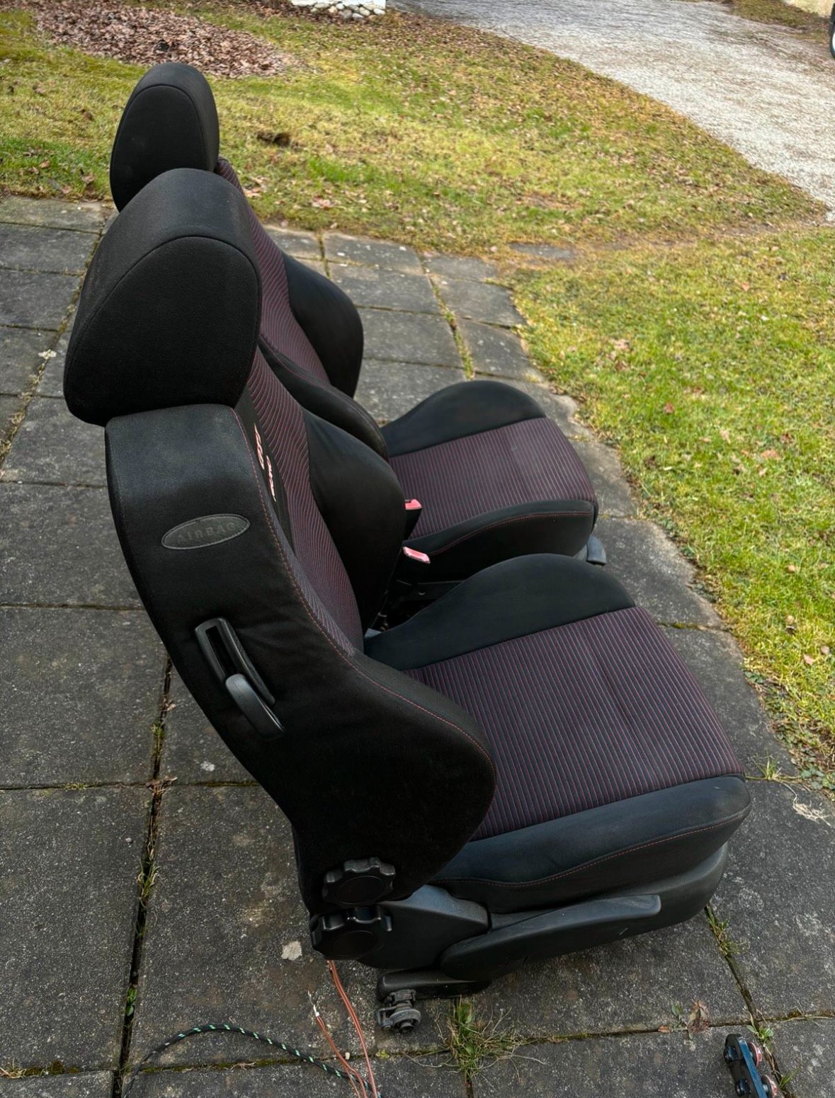 Recaro Golf 4 Jubi seats - view 2