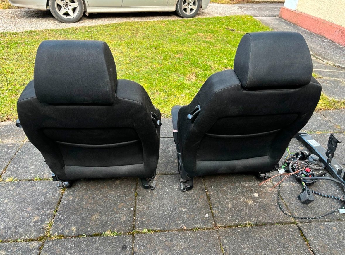 Recaro Golf 4 Jubi seats - view 3