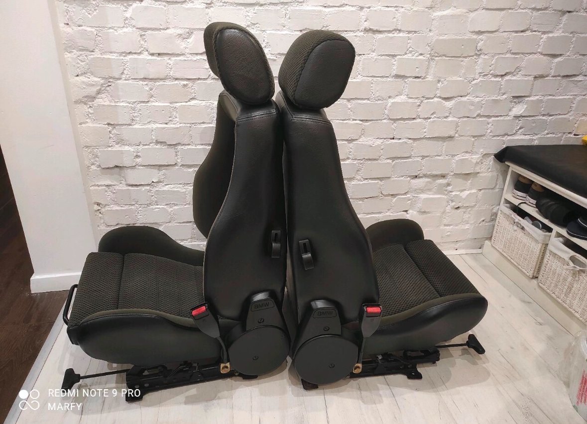BMW Recaro LS E30 Seat Set - view 1
