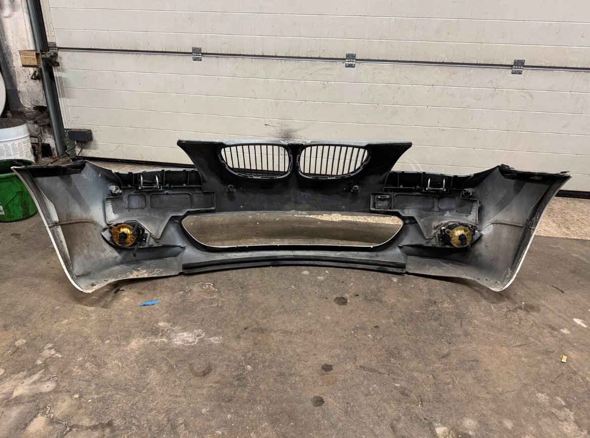 Original BMW E60 E61 Pack M Front Bumper - view 7