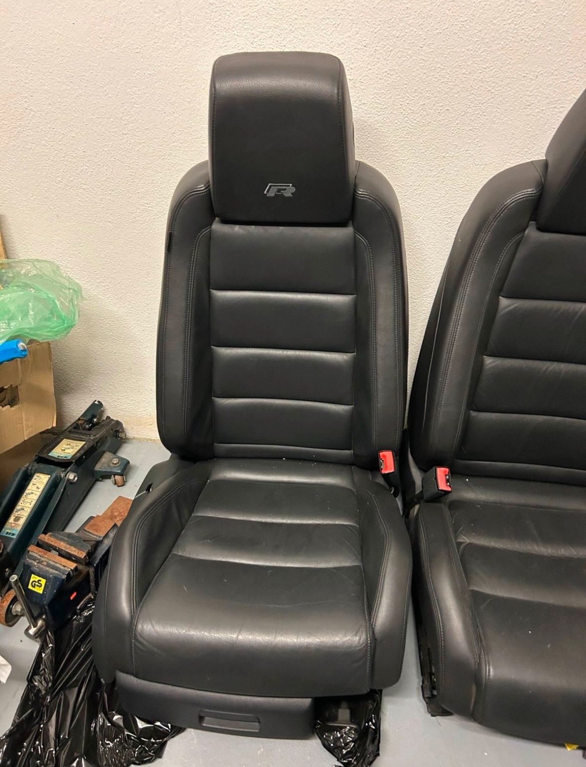 Original Golf 6R seats - view 3