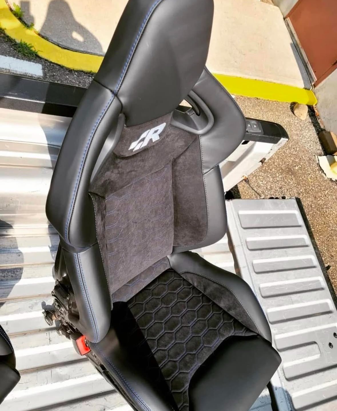 Custom Interior for Golf 4 MK4 - view 5