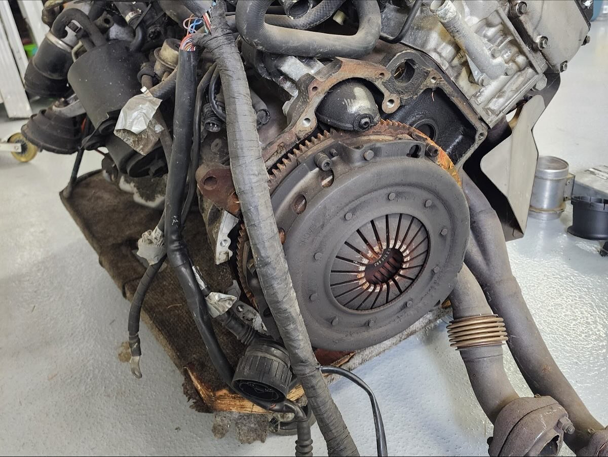 BMW Motorsport M5 E34 Engine S38B36 - view 16