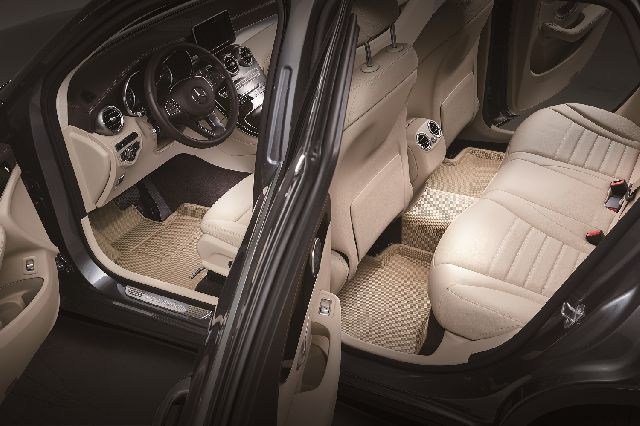 2023 BMW 230i Floor Mat Set  - Front and Rear 3D MAXpider - view 4