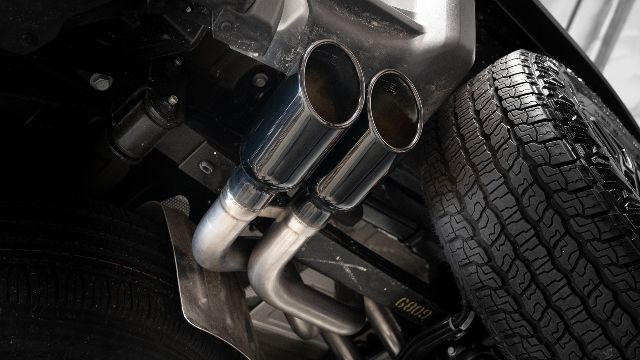 2024 GMC Canyon Exhaust System Kit 4 Cyl 2.7L Borla - view 2