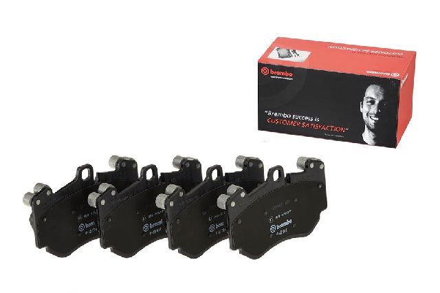 2014 Audi RS5 Disc Brake Pad Set  - Front Brembo - view 3