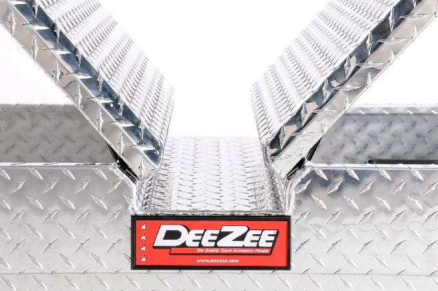 2008 Mitsubishi Raider Truck Bed Rail-To-Rail Tool Box Dee Zee