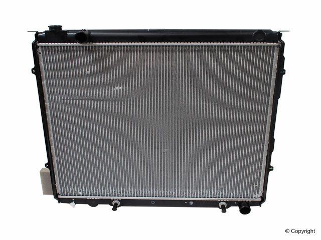 2006 Toyota Tundra Radiator Denso - view 3