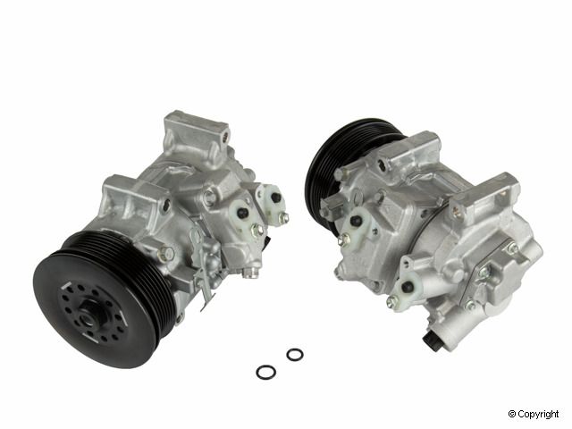 2010 Toyota Corolla A/C Compressor Denso - view 3