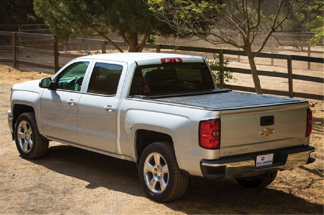 2023 GMC Sierra 3500 HD Tonneau Cover Pace Edwards